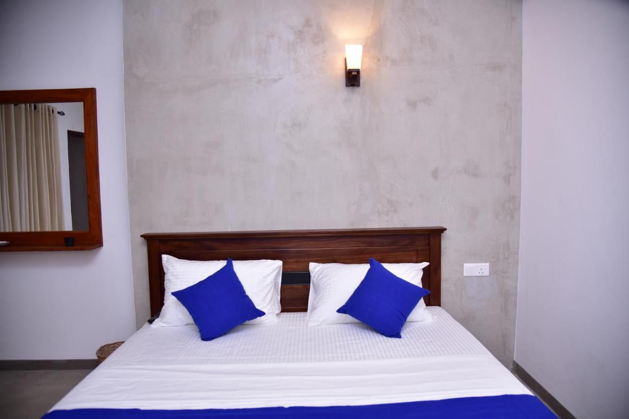 Lily Holiday Apartments Hikkaduwa Eksteriør billede